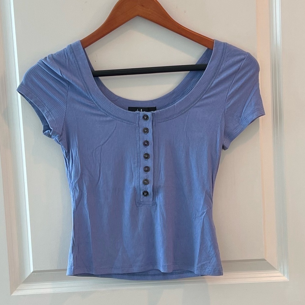 NWT Lulus Short Sleeve Ribbed Rounded Neckline Size S - Picture 2 of 10